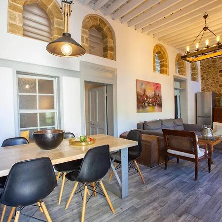 The Old Town House Apartment *