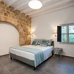 The Old Town House * Rhodes City