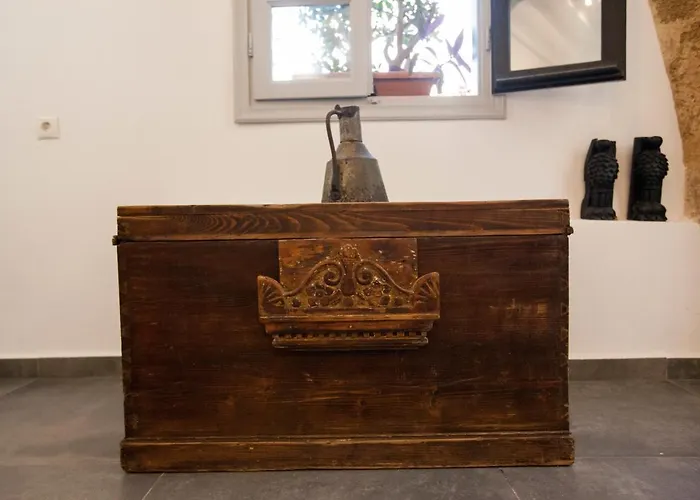 The Old Town House * Rhodes City