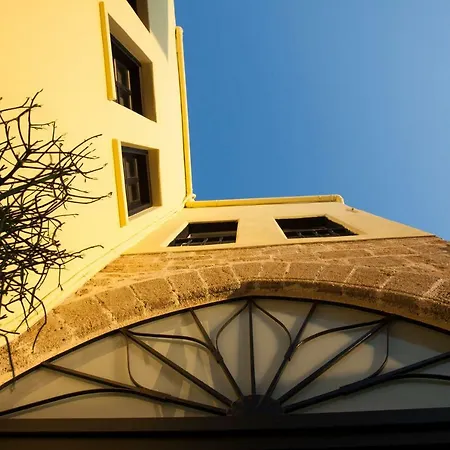 The Old Town House شقة